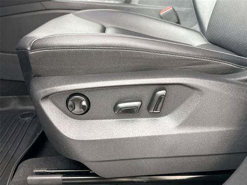 Used 2021 Volkswagen Atlas SE w/ Panoramic Sunroof Package FWD image 28