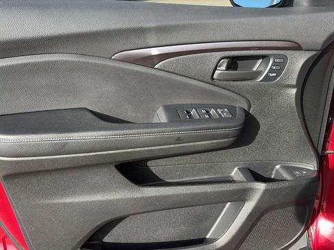 Used 2023 Honda Passport EX-L image 8