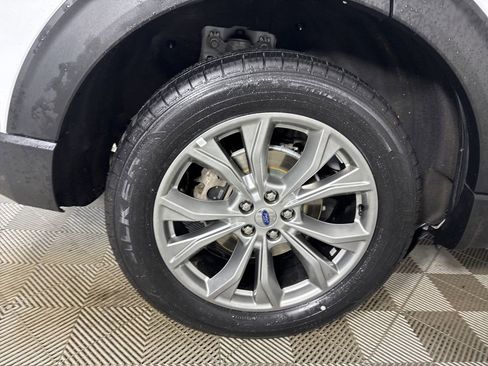 Used 2024 Ford Explorer Limited image 34