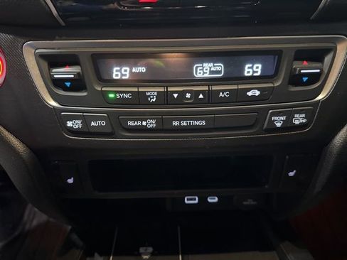 Used 2025 Honda Ridgeline TrailSport image 15