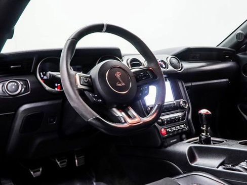 Used 2017 Ford Mustang Shelby GT350 image 4