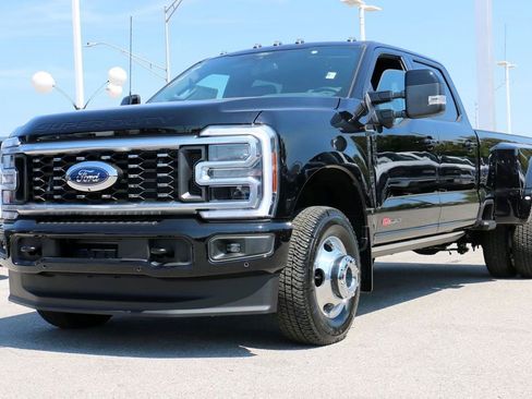 New 2026 Ford F350 Platinum AWD/4WD image 1