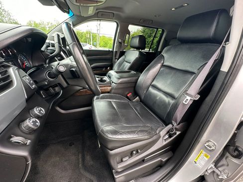 Used 2016 Chevrolet Suburban LT AWD/4WD image 13