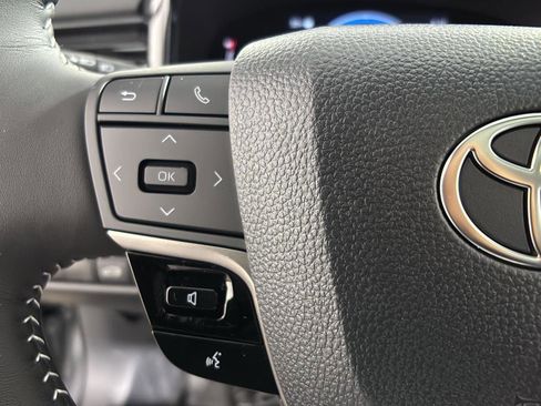 New 2026 Toyota Camry SE image 17