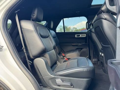 Used 2020 Ford Explorer Limited AWD/4WD image 22