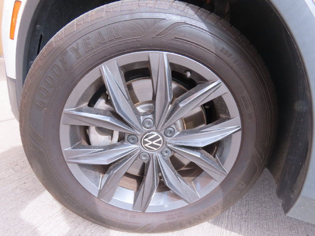 Used 2023 Volkswagen Tiguan SE FWD image 15