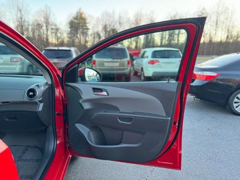 Used 2012 Chevrolet Sonic LT FWD image 13