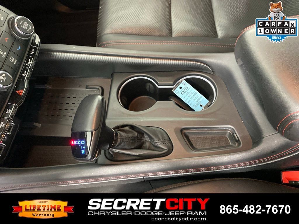 Used 2025 Dodge Durango GT AWD/4WD image 23