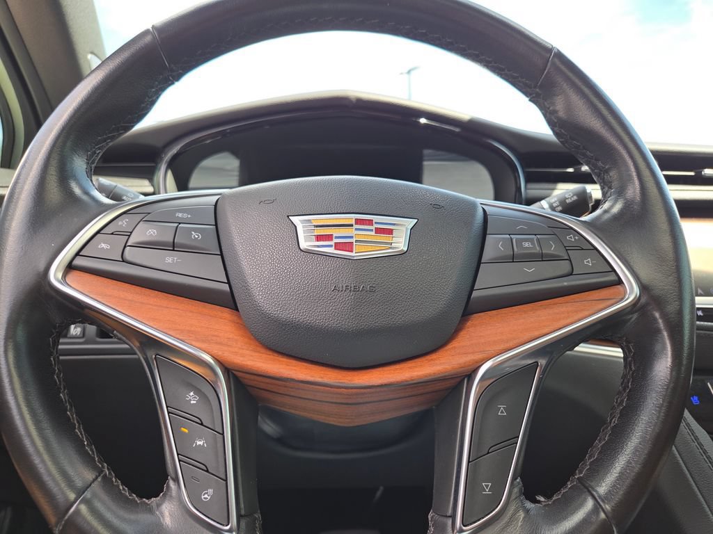 Used 2023 Cadillac XT5 Premium Luxury AWD/4WD image 38