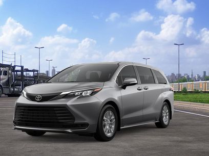 New 2026 Toyota Sienna LE