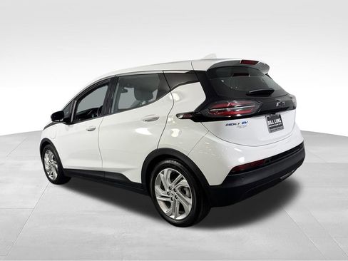 Used 2023 Chevrolet Bolt LT w/ Driver Confidence Package FWD image 8