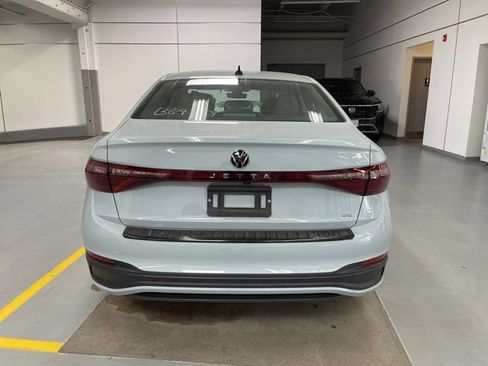 New 2026 Volkswagen Jetta SE FWD image 3