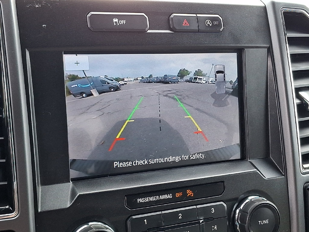 Used 2019 Ford F150 XLT w/ Equipment Group 302A Luxury AWD/4WD image 4