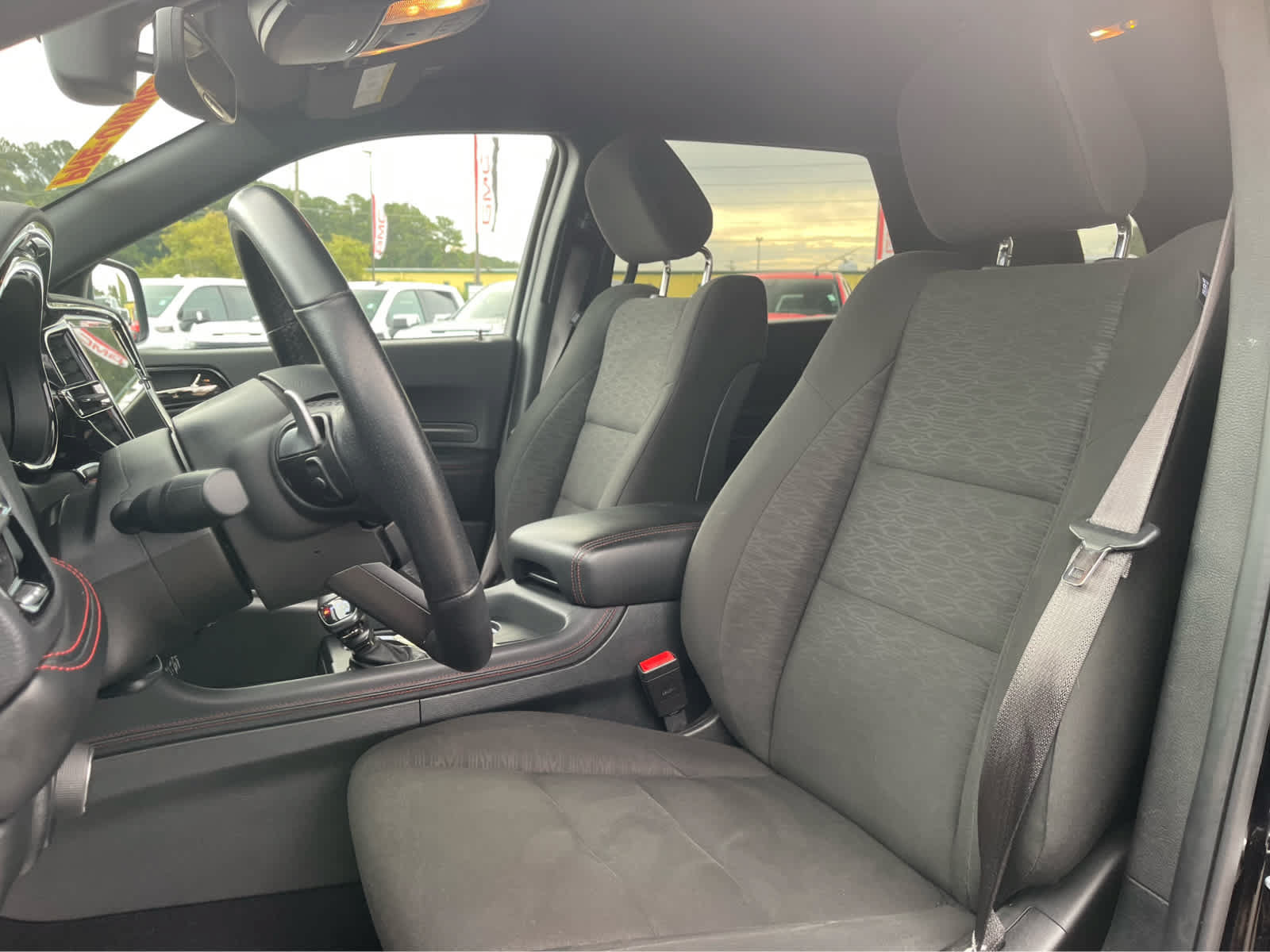 Used 2025 Dodge Durango GT AWD/4WD image 12