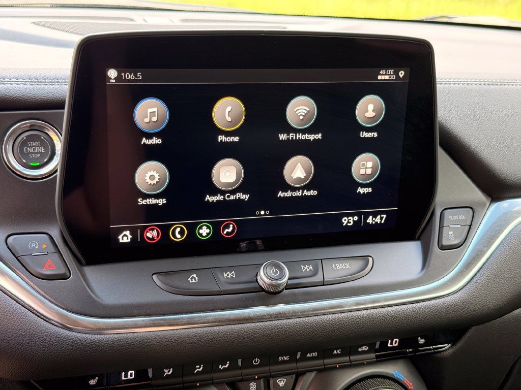 New 2026 Chevrolet Blazer LT w/ Convenience Package FWD image 18