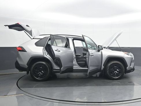 Used 2020 Toyota RAV4 LE w/ All Weather Liner Package AWD/4WD image 36