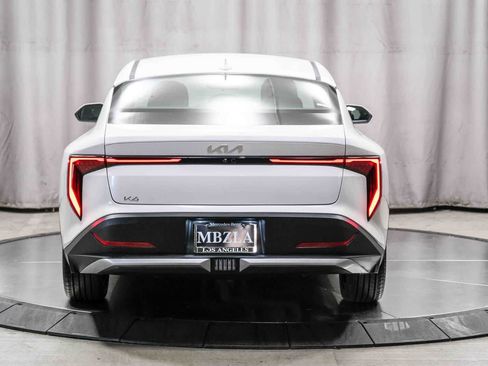 Used 2025 Kia K4 EX FWD image 3