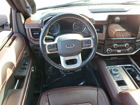 Used 2023 Ford Expedition Max Limited image 15