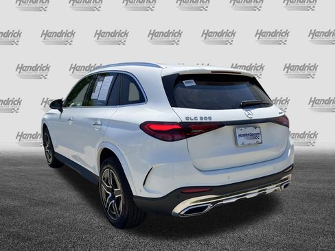 Certified 2025 Mercedes-Benz GLC 300 4MATIC image 7