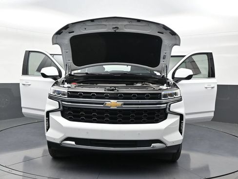 Used 2024 Chevrolet Tahoe LS RWD image 33