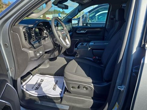 New 2026 GMC Sierra 1500 Elevation image 12