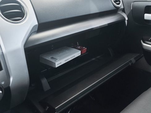 Used 2019 Toyota Tundra SR5 w/ SR5 Upgrade Package AWD/4WD image 45