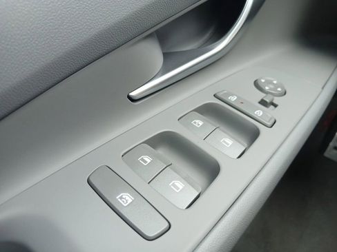 New 2026 Hyundai Elantra Sport FWD image 17