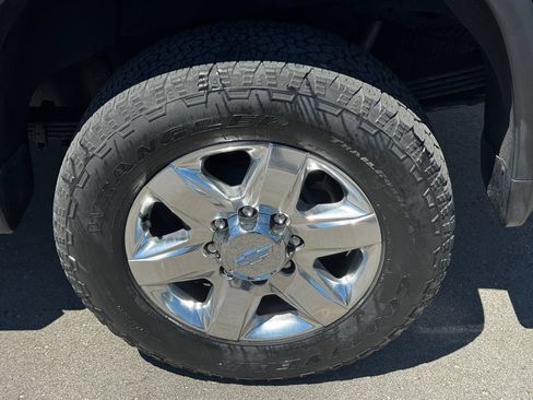 Used 2020 Chevrolet Silverado 2500 LTZ w/ LTZ Plus Package AWD/4WD image 48