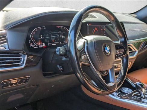 Used 2019 BMW X5 xDrive40i w/ Executive Package image 3