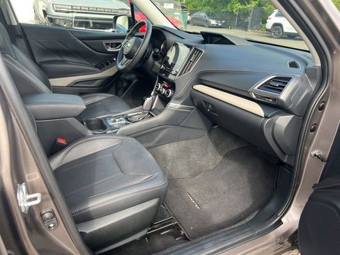 Used 2024 Subaru Forester Limited AWD/4WD image 52