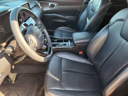 Used 2022 Kia Sorento SX image 13