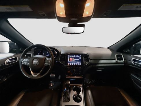 Used 2022 Jeep Grand Cherokee Laredo X RWD image 17
