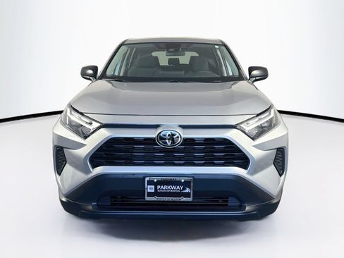 Used 2023 Toyota RAV4 LE FWD image 2