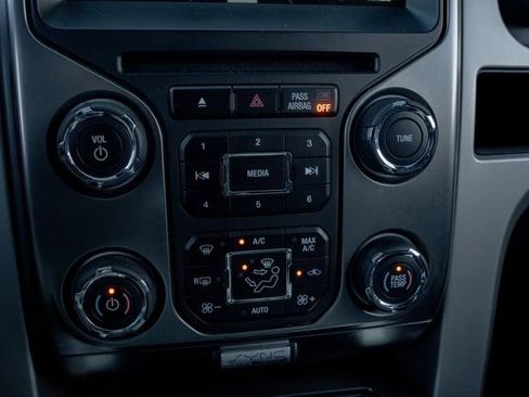 Used 2014 Ford F150 FX4 w/ Equipment Group 402A Luxury AWD/4WD image 49