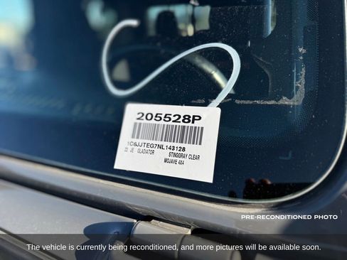 Used 2022 Jeep Gladiator Mojave w/ Cold Weather Group AWD/4WD image 19