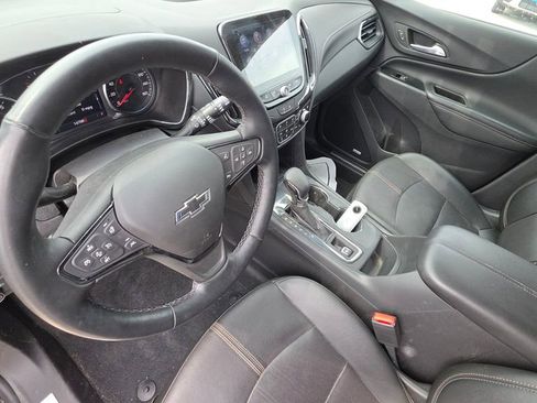 Used 2024 Chevrolet Equinox Premier image 12