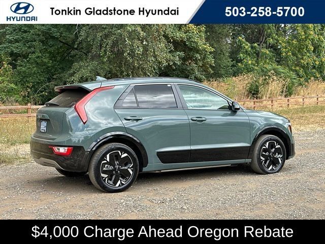 Used 2023 Kia Niro Wind FWD image 9