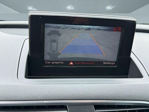 Used 2018 Audi Q3 2.0T Premium w/ Convenience Package FWD image 28