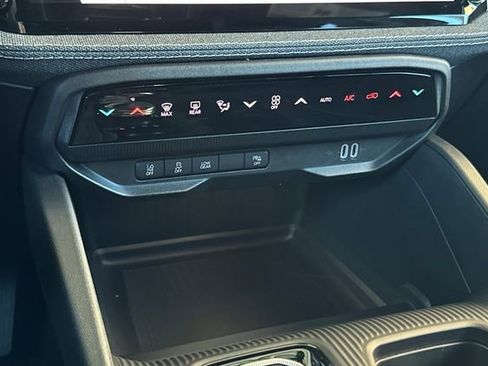 New 2026 Jeep Cherokee Laredo AWD/4WD image 19