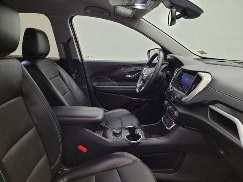 Used 2024 GMC Terrain SLT image 21