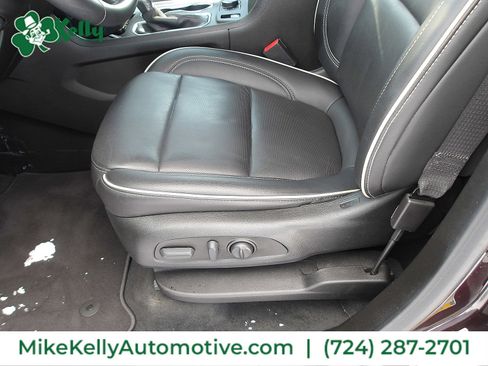 Certified 2023 Chevrolet Traverse Premier w/ LPO, Cargo Package image 15