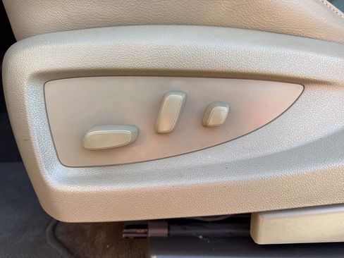 Used 2018 GMC Sierra 1500 SLT w/ Enhanced Driver Alert Package image 33