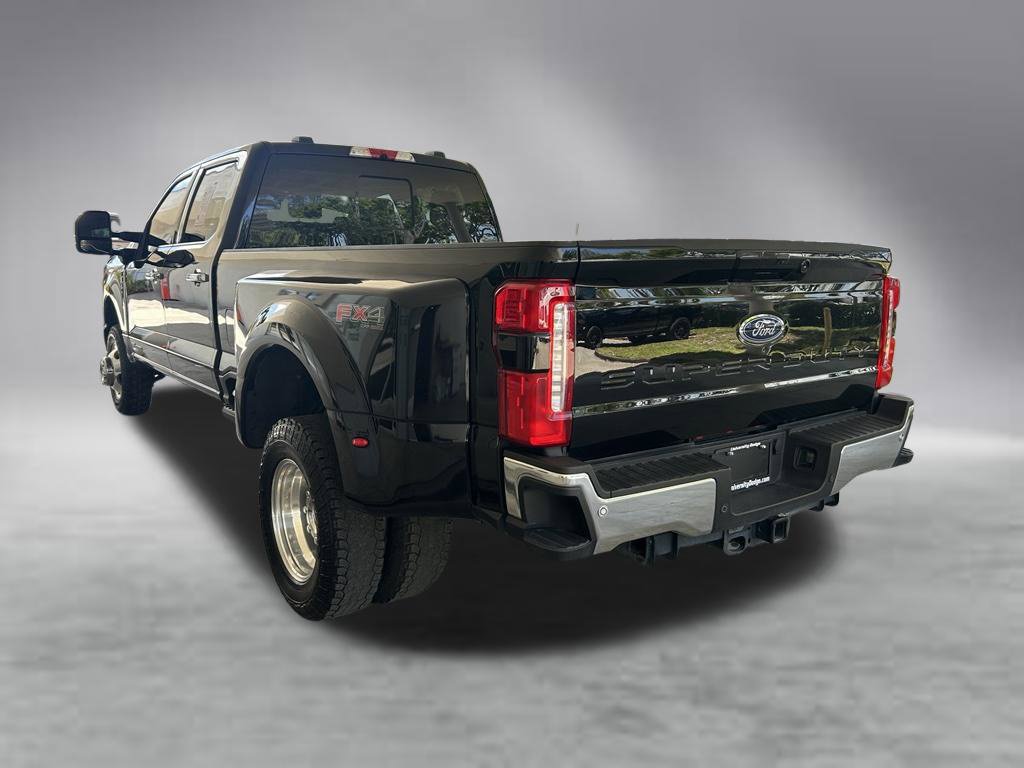 Used 2025 Ford F350 Lariat w/ Lariat Ultimate Package AWD/4WD image 4