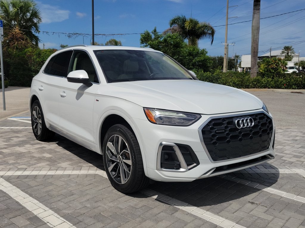 Used 2023 Audi Q5 2.0T Premium Plus w/ Premium Plus Package AWD/4WD image 7