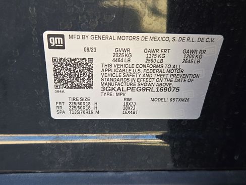 Used 2024 GMC Terrain SLT FWD image 34