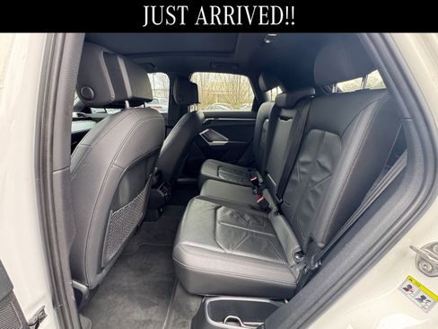 Used 2020 Audi Q3 2.0T Premium image 10