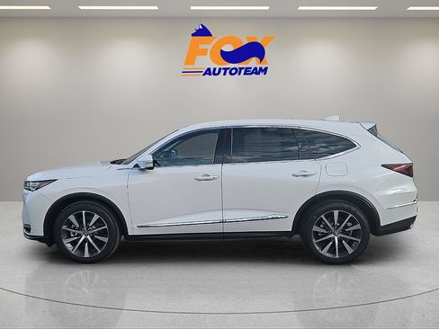 Used 2026 Acura MDX w/ Technology Package FWD image 2