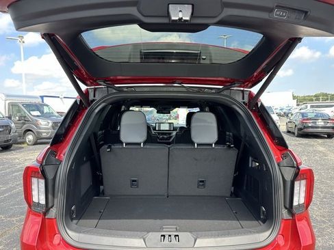 New 2025 Ford Explorer ST-Line w/ Premium Package image 17
