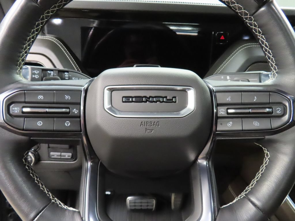 Used 2025 GMC Yukon XL Denali Ultimate AWD/4WD image 65