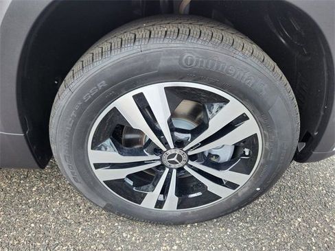 Certified 2026 Mercedes-Benz GLB 250 4MATIC image 18